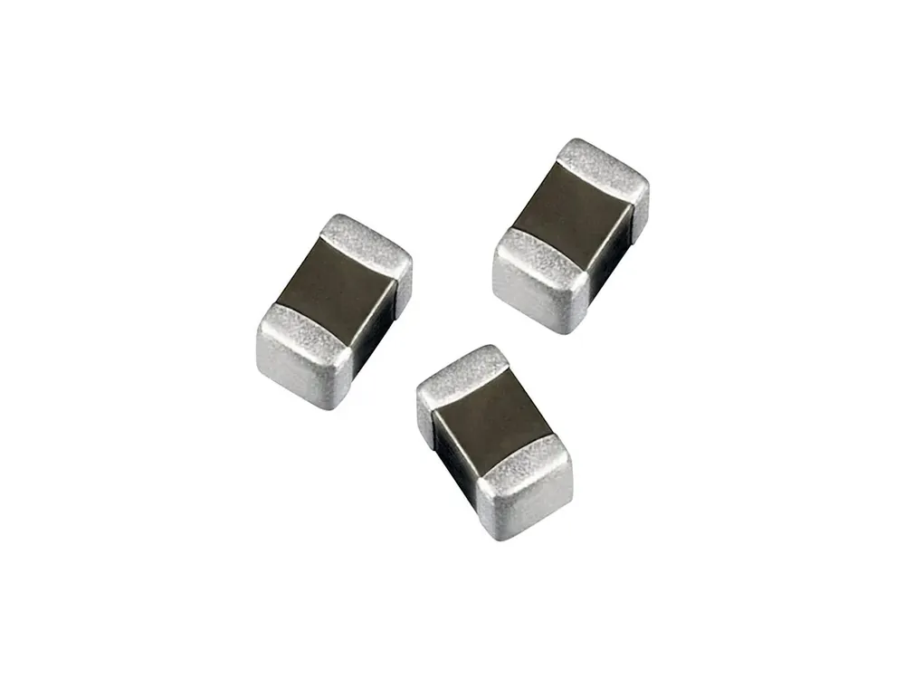 Jen po omezenou dobu - CC1206KRX7R0BB222 Keramický kondenzátor SMD 1206 2,2nF/100V