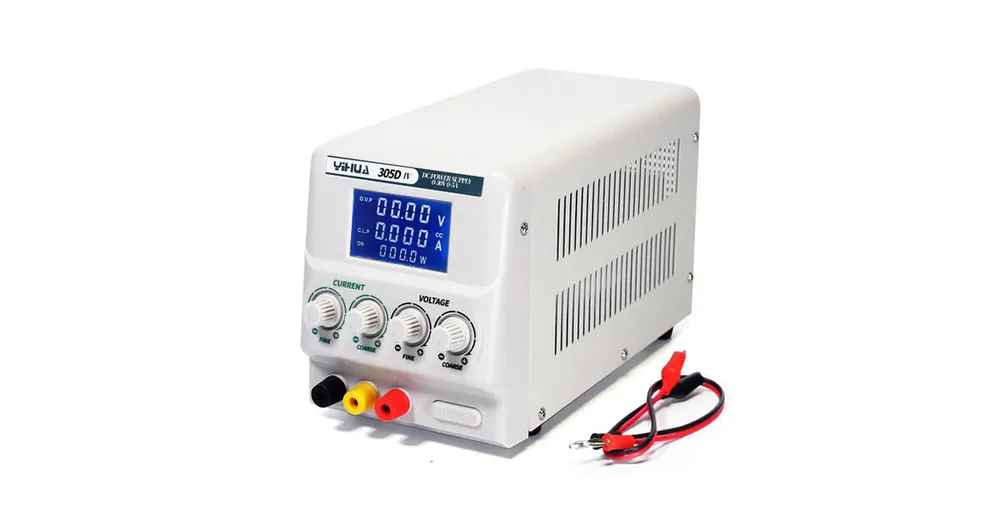 Laboratorní zdroj YIHUA 305D-IV, 30V/5A, spínaný, pasivně chlazený, se zobrazením výkonu - Omezené zásoby