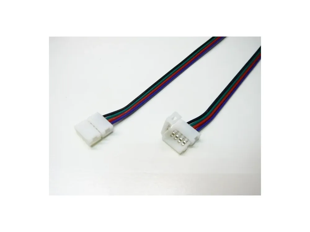 RGB přípojka click pro LED pásek s kabelem - Nyní k dispozici
