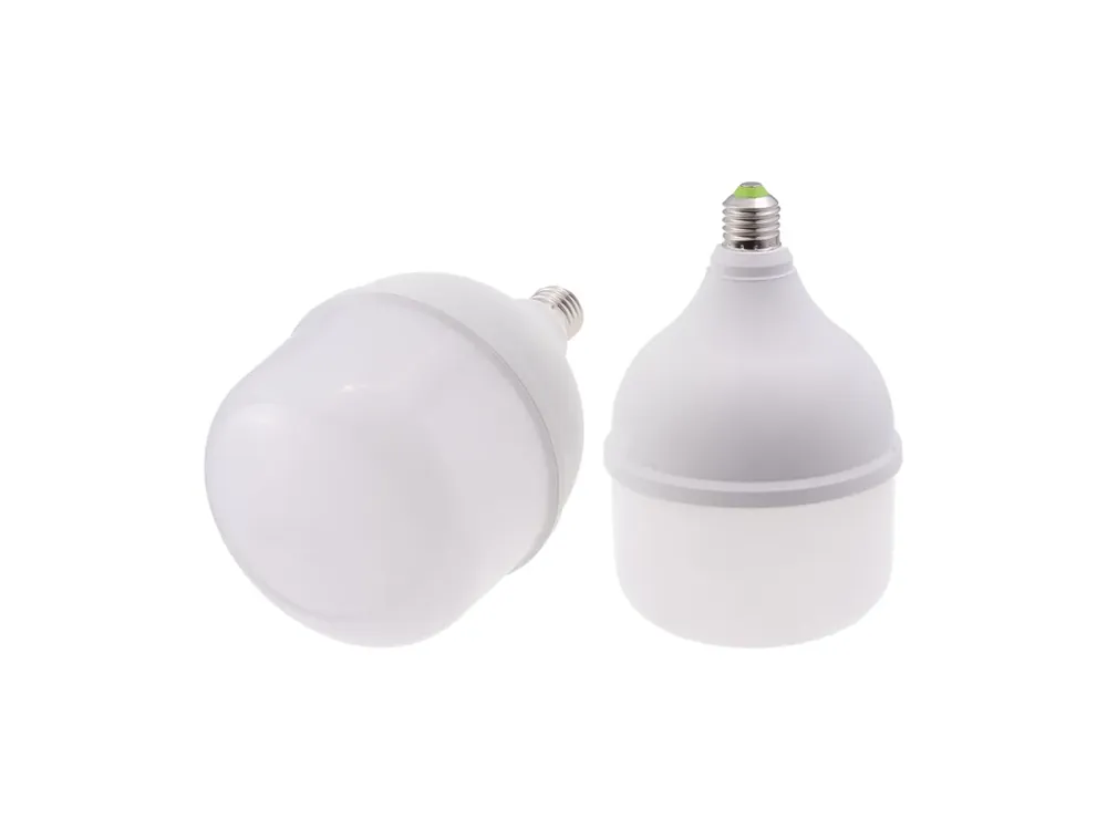 Kvalitní produkt - LED žárovka E27 T140
