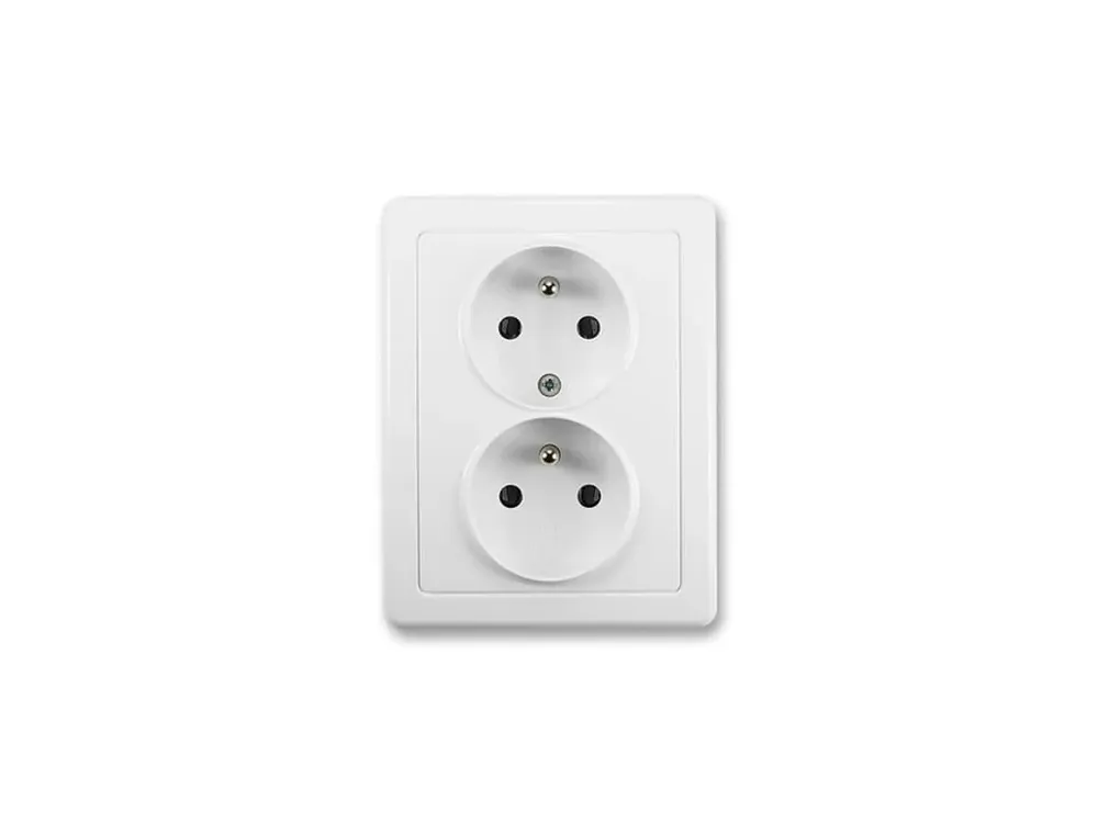 Slevy - Zásuvka dvojnásobná chráněná, 16A, 250 V AC